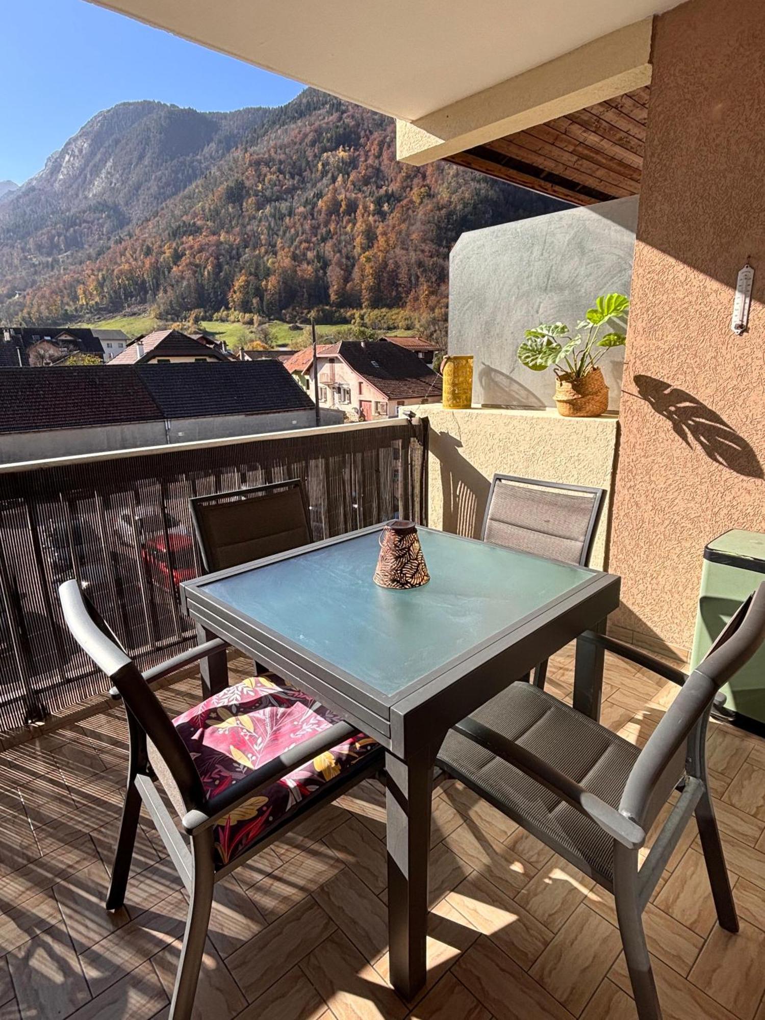 Agreable 2 Pieces Au Coeur De Thones Daire Dış mekan fotoğraf